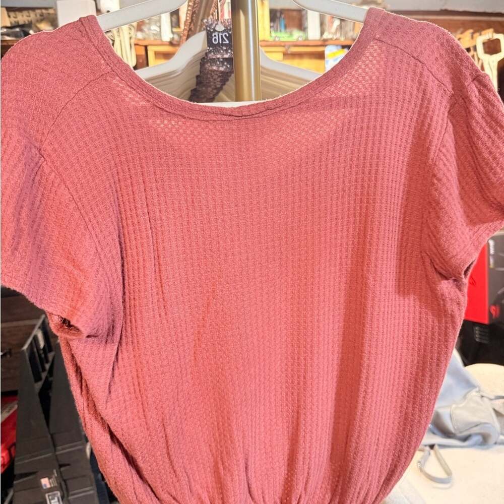 Free Kisses Pink Ribbed Short Sleeve Blouse